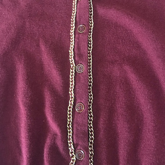 Maroon cardigan with gold chain trim - Picture 3 of 4